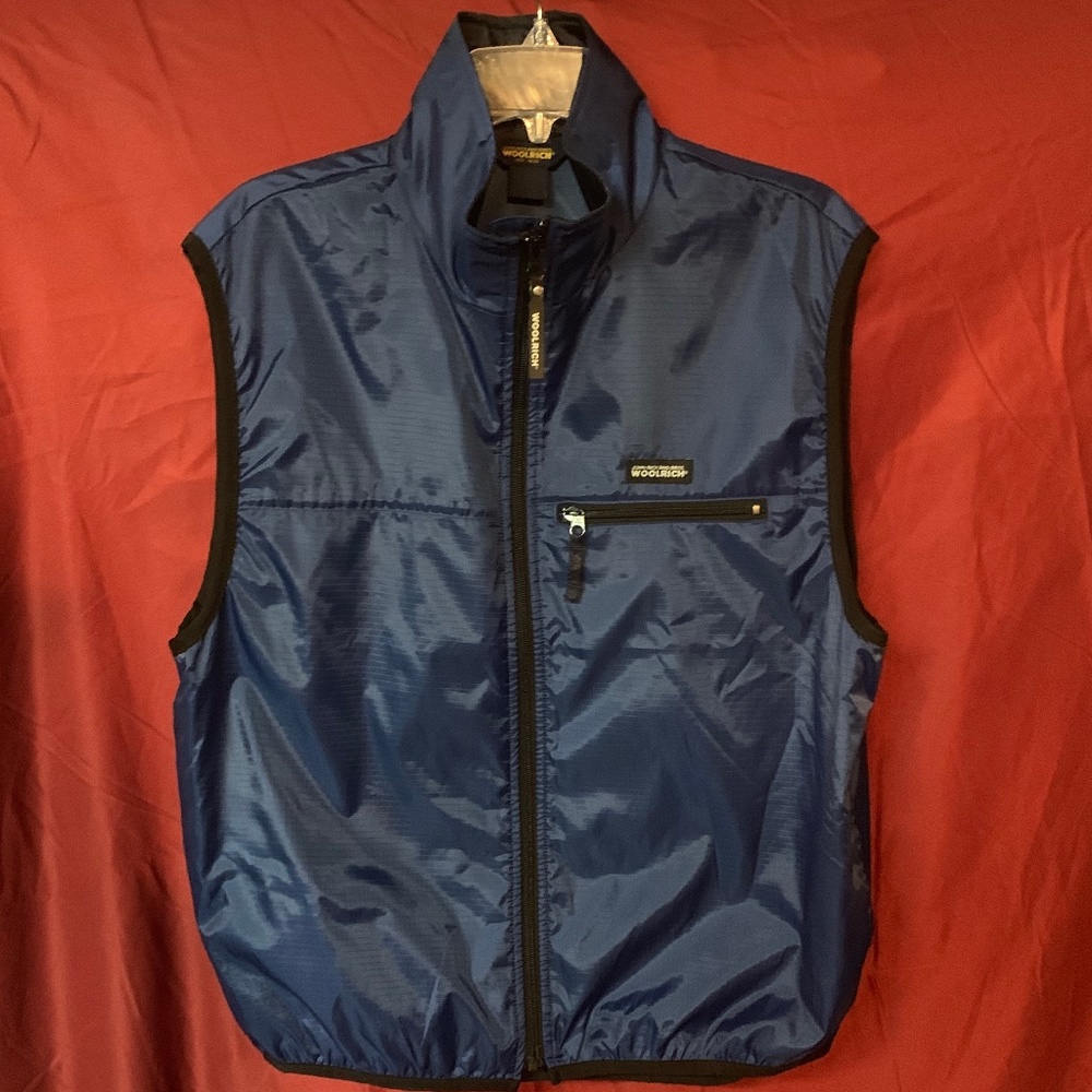 Vintage Woolrich Nylon Vest. Men's Large